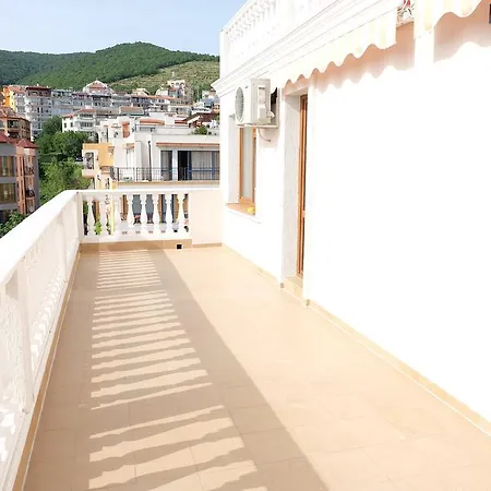 Apartment Caprice Sveti Vlas