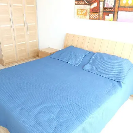 Caprice סבטי ולאס
